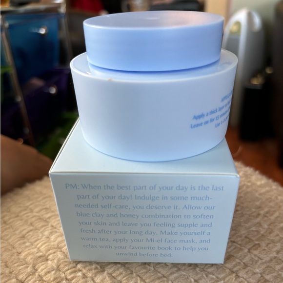 Mi-el Hydrating Mask - Picture 2 of 7